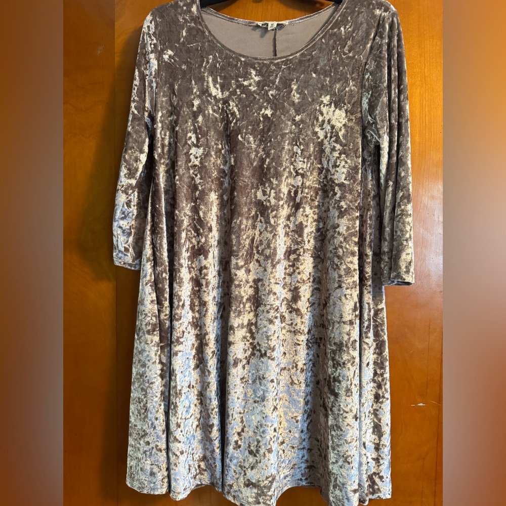 Rolla Coster Long Sleeve Velvet Dress in Brown and Cream